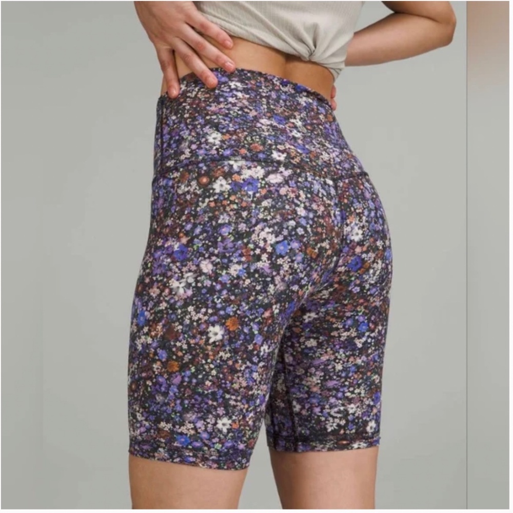 Lululemon Align™ High-Rise Short 8" - Flower Burst Multi - Size 8